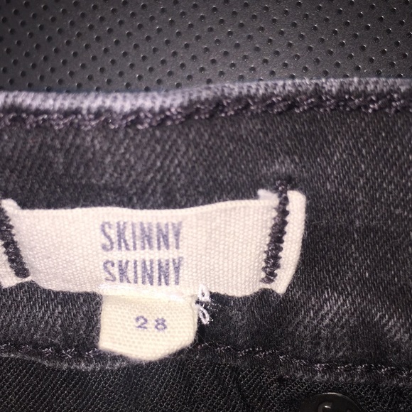 Madewell Black Charcoal Skinny Jeans - Picture 5 of 8